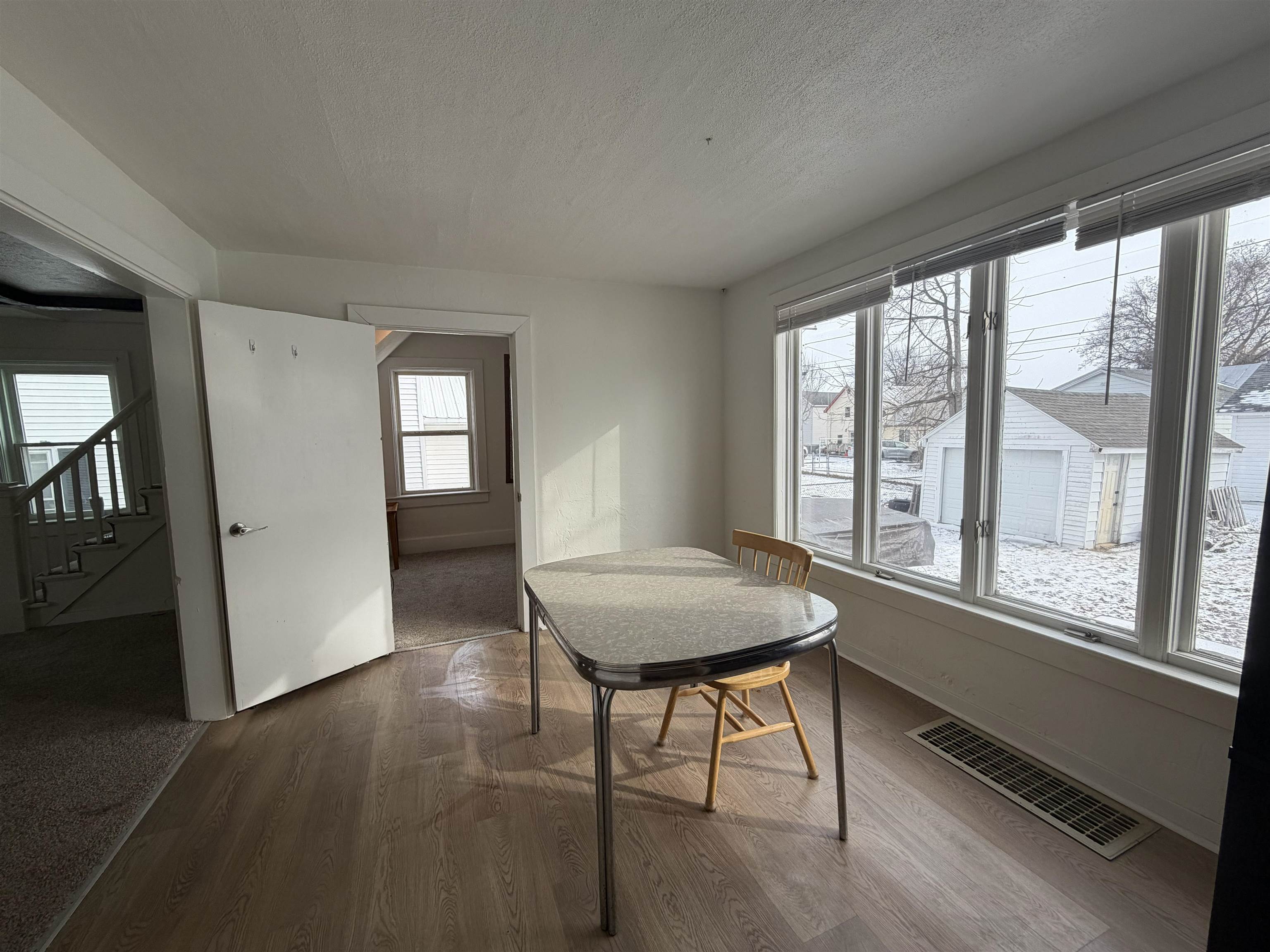 208 1st Street Oconto, WI 54153 - Photo 6 of 14