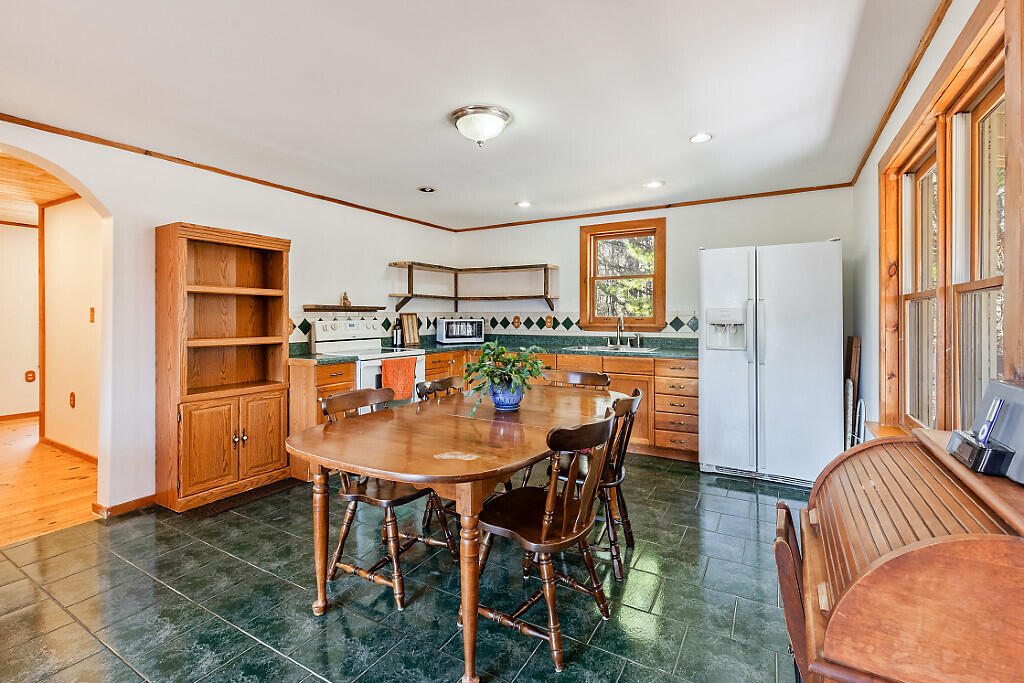 481 Stevens Road Unity, ME 04988 - Photo 11 of 58 22_BP5A0058_DxO_mls