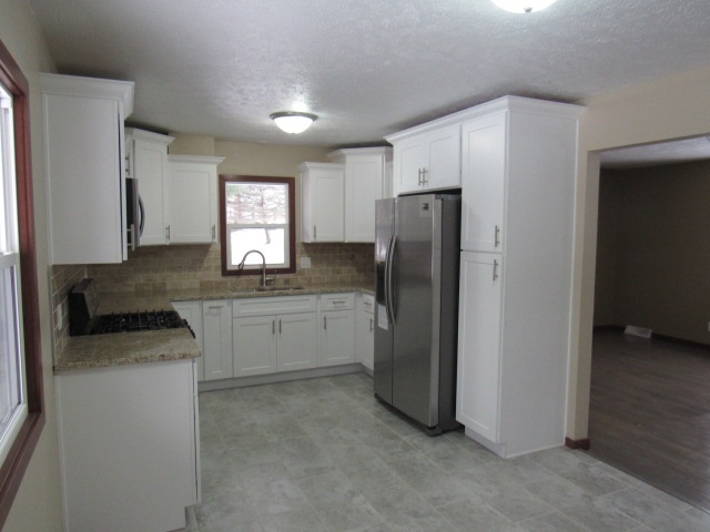 5975 Shetland Road Rockford, IL 61109 - Photo 4 of 22 Gallery Image 4