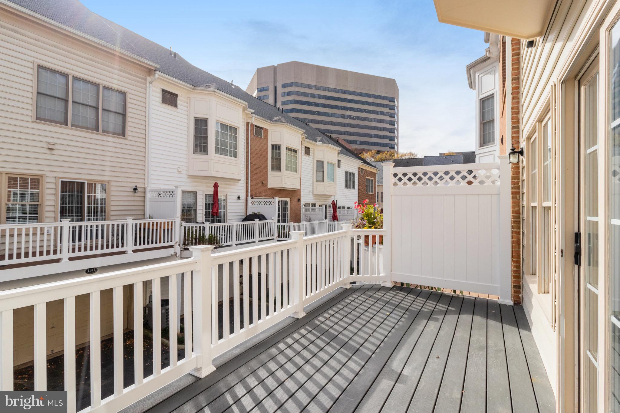 8517 Cameron Street Silver Spring, MD 20910 - Photo 31 of 45 Urban View