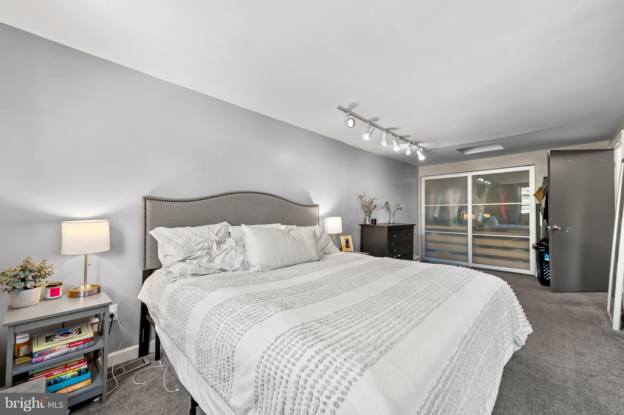 733 South Bond Street, Unit 2 Baltimore, MD 21231 - Photo 19 of 22