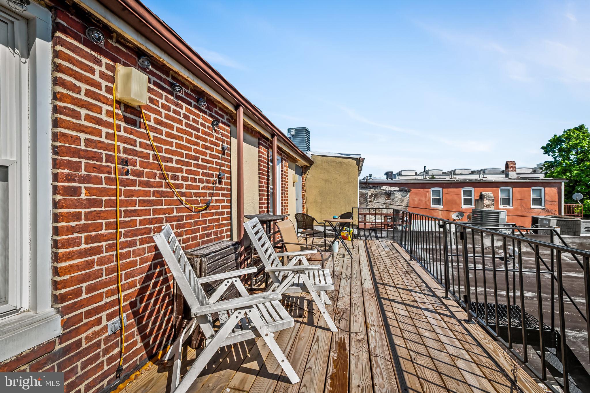 733 South Bond Street, Unit 2 Baltimore, MD 21231 - Photo 21 of 22 Shared Balcony Space with unit next door