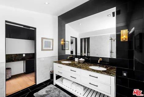 $2,000,000 | 26272 Cool Glen Way, Malibu, CA 90265