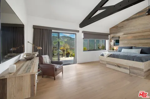 $2,000,000 | 26272 Cool Glen Way, Malibu, CA 90265