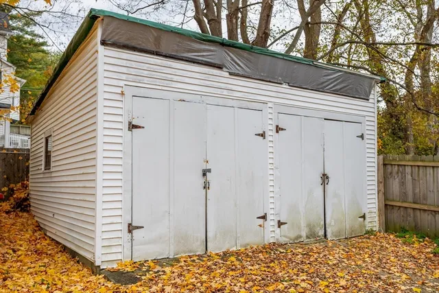 a view of a house with a outdoor space