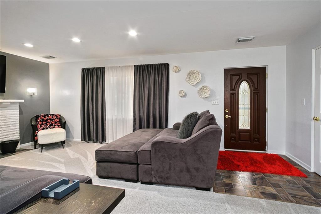 2530 Old Washington Road Pittsburgh, PA 15241 - Photo 2 of 30 Gallery Image 2