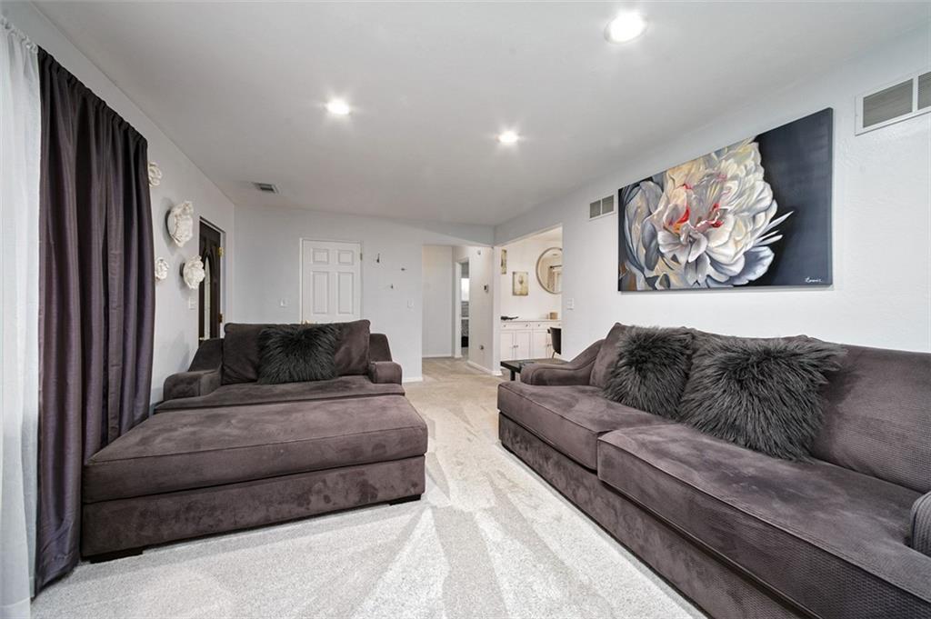 2530 Old Washington Road Pittsburgh, PA 15241 - Photo 4 of 30 Gallery Image 4