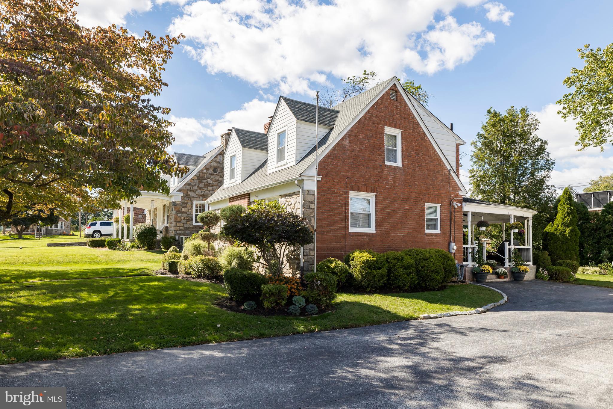 546 Andrew Road Springfield, PA 19064 - Photo 5 of 55
