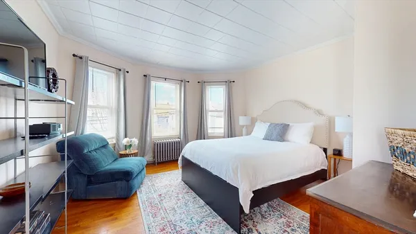 $5,500 | 29-2 Montgomery Street, Unit FURNISHED, Cambridge, MA 02140