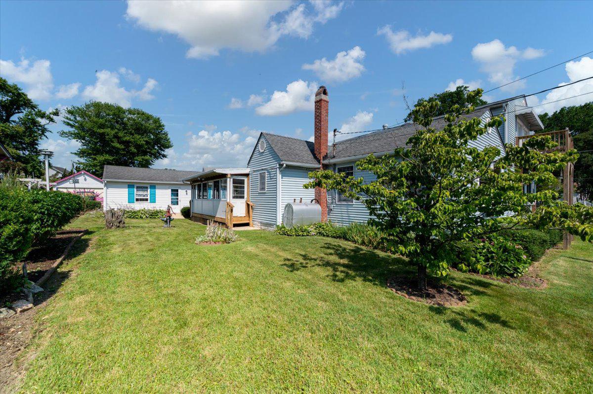 8236 Bayside Road Chesapeake Beach, MD 20732 - Photo 2 of 39 Fenced in yard