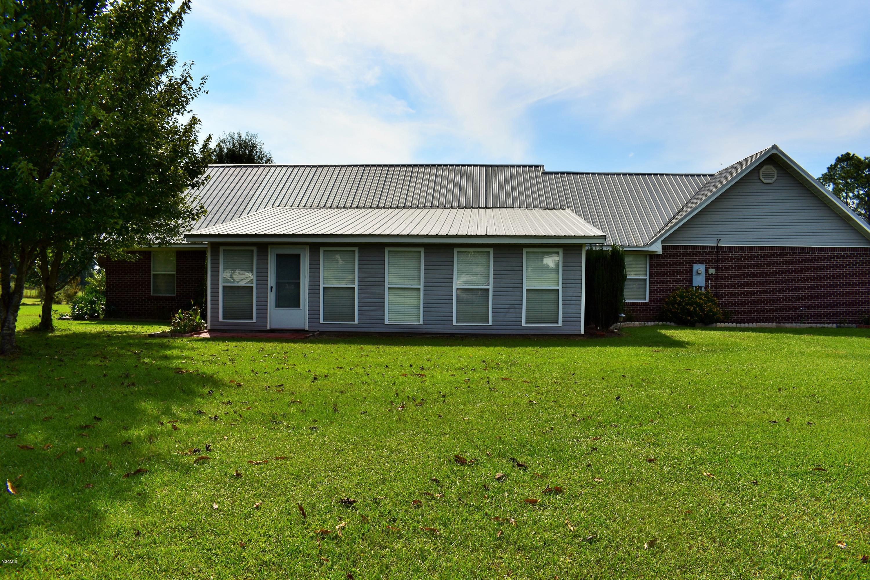283 Holland Road Lucedale, MS 39452 - Photo 36 of 45 DSC_0959