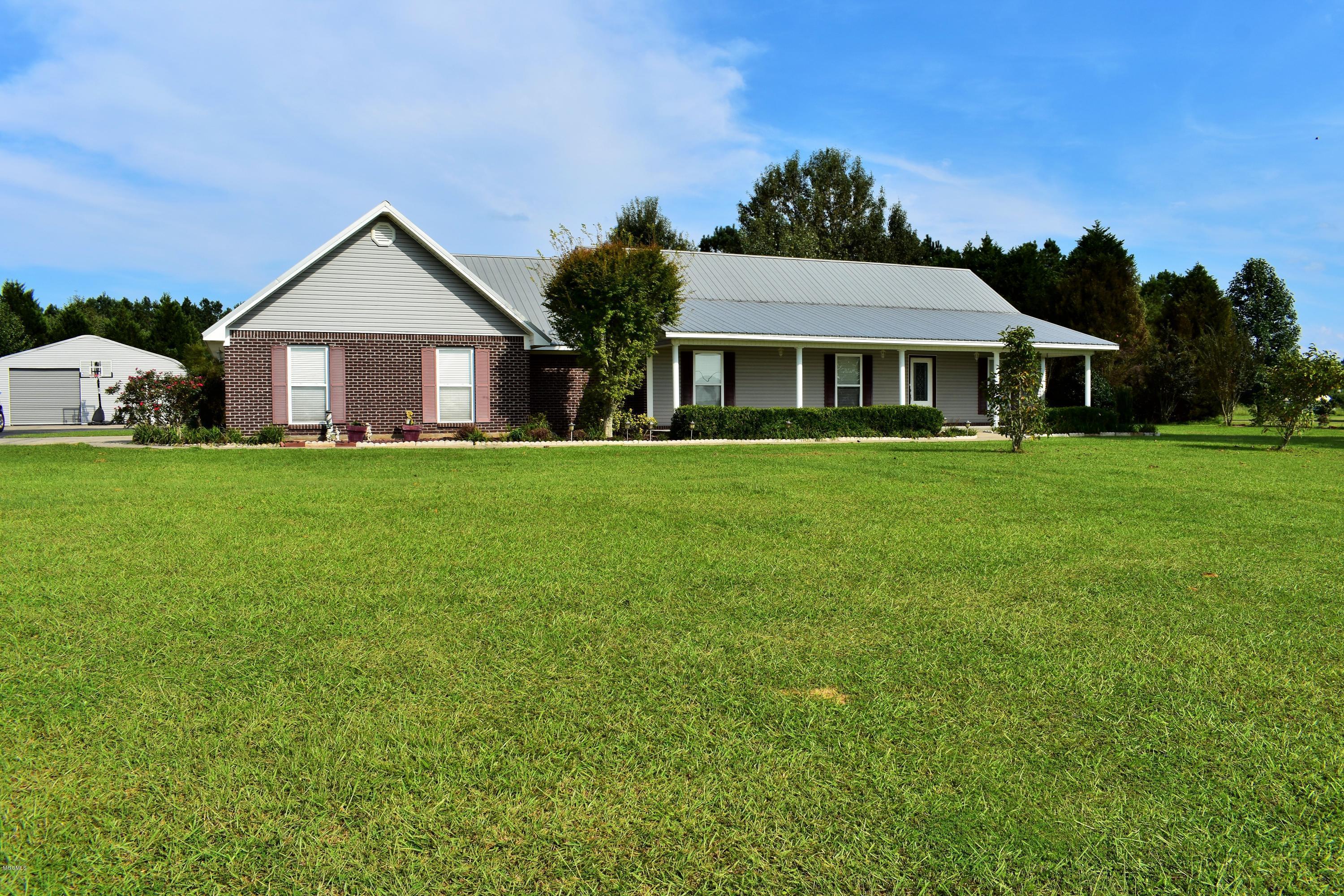 283 Holland Road Lucedale, MS 39452 - Photo 41 of 45 DSC_0964