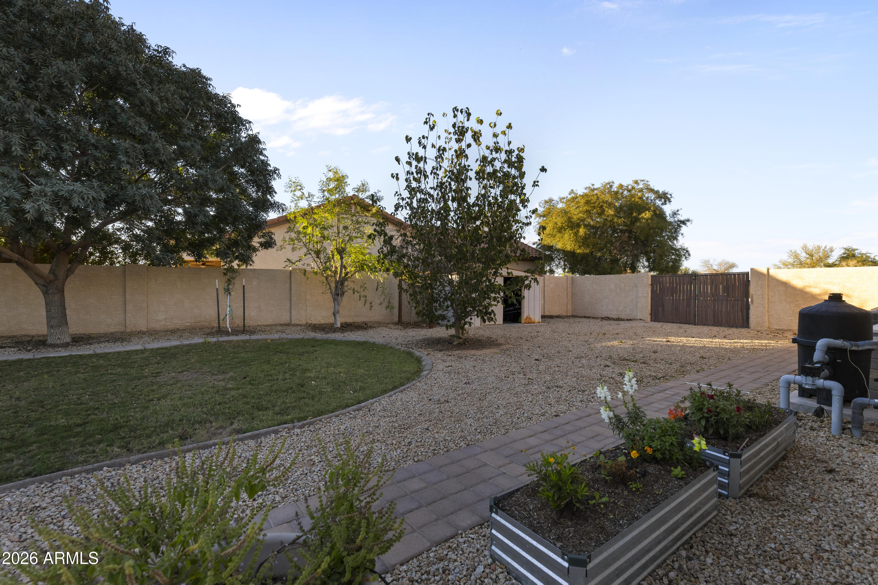 2519 East Rawhide Street Gilbert, AZ 85296 - Photo 23 of 35 a garden view