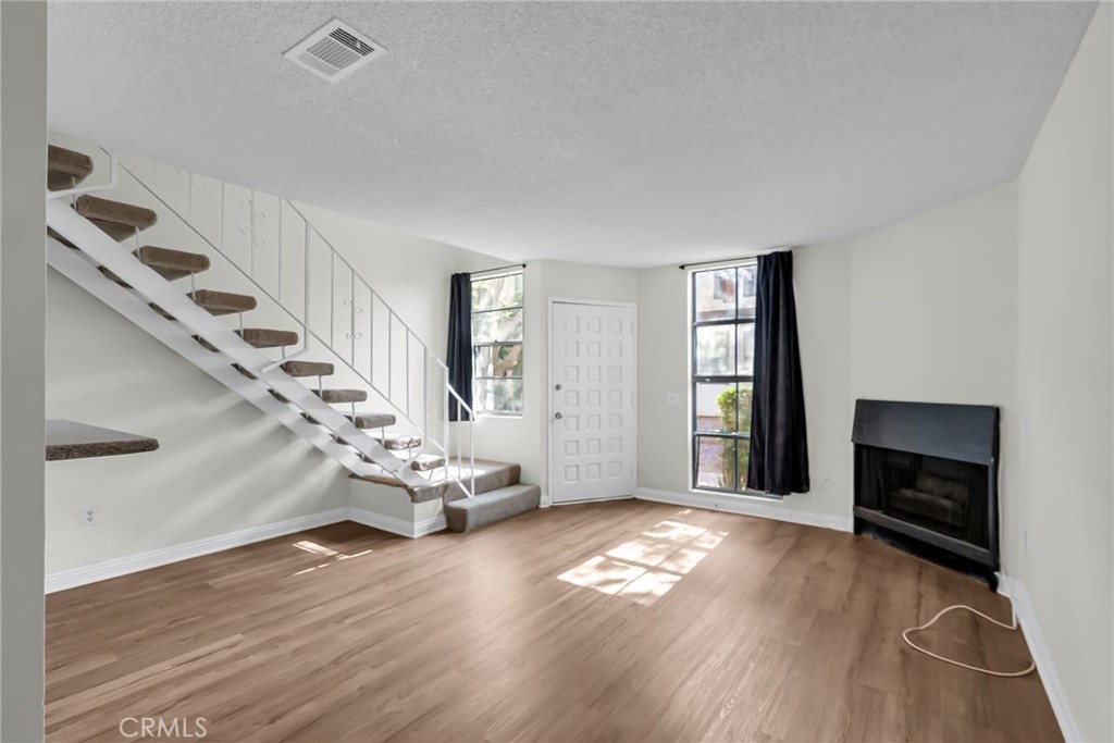 1476 Everton Place Riverside, CA 92507 - Photo 4 of 27