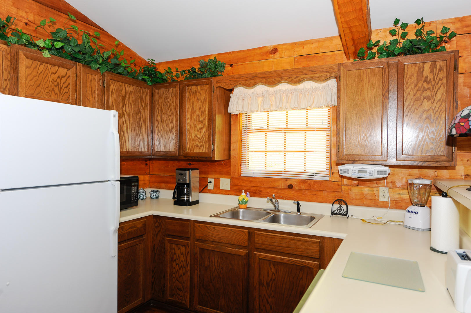 401 Settlers Rise Road Townsend, TN 37882 - Photo 11 of 23 smiht kitchen 7