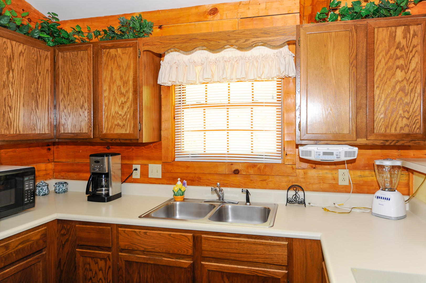 401 Settlers Rise Road Townsend, TN 37882 - Photo 12 of 23 smith kitchen 2