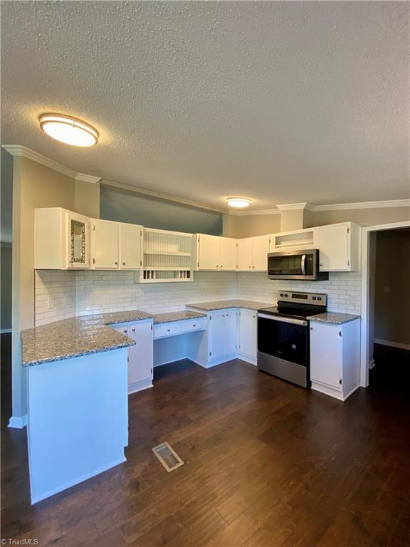 1014 Barn Road Walnut Cove, NC 27052 - Photo 6 of 15 Gallery Image 6