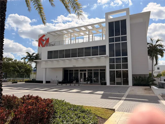 $4,700 | 10416 Northwest 66th Street, Doral, FL 33178