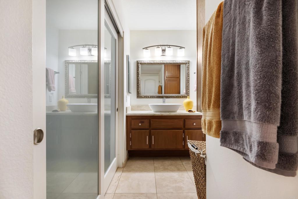 136 South Jayton Lane Encinitas, CA 92024 - Photo 19 of 33