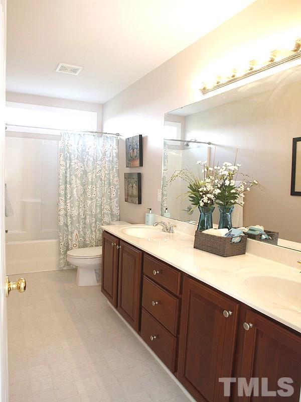 500 Seastone Street Raleigh, NC 27603 - Photo 13 of 22 Gallery Image 13