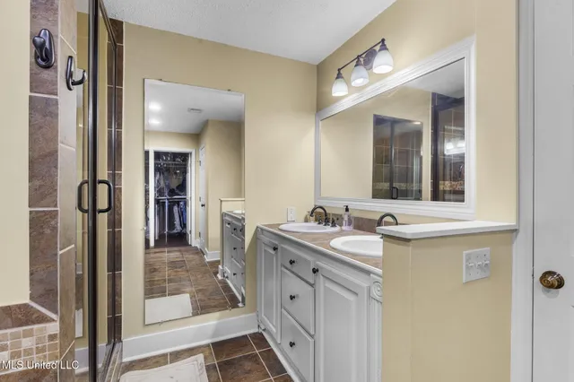 $318,000 | 1940 Sheffield Drive, Jackson, MS 39211