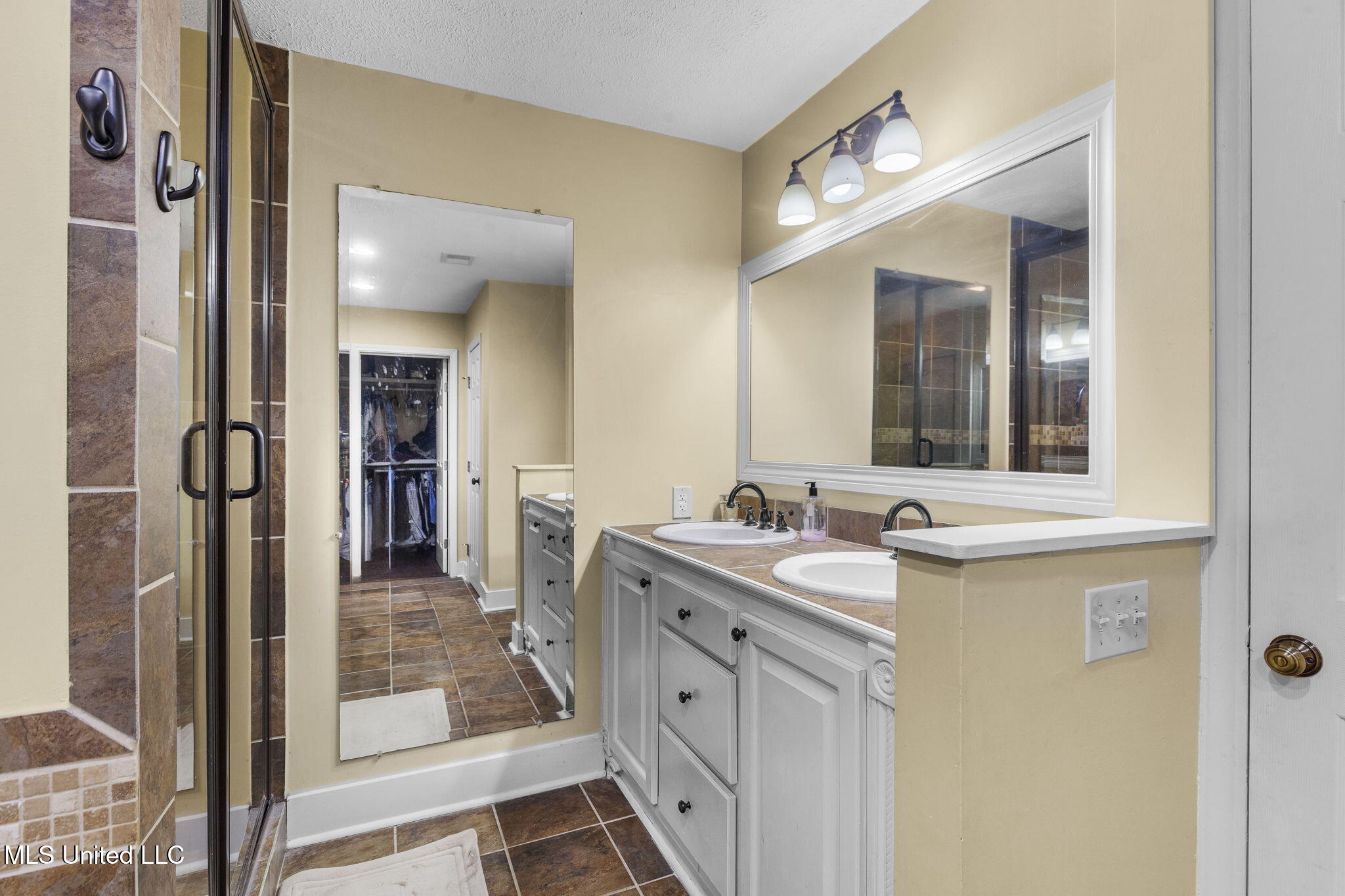 1940 Sheffield Drive Jackson, MS 39211 - Photo 35 of 59 37-web-or-mls-1940 Sheffield-37