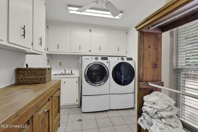 $318,000 | 1940 Sheffield Drive, Jackson, MS 39211