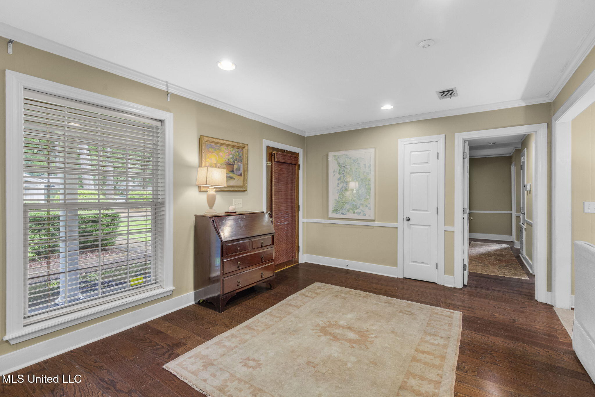 1940 Sheffield Drive Jackson, MS 39211 - Photo 5 of 59 7-web-or-mls-1940 Sheffield-7