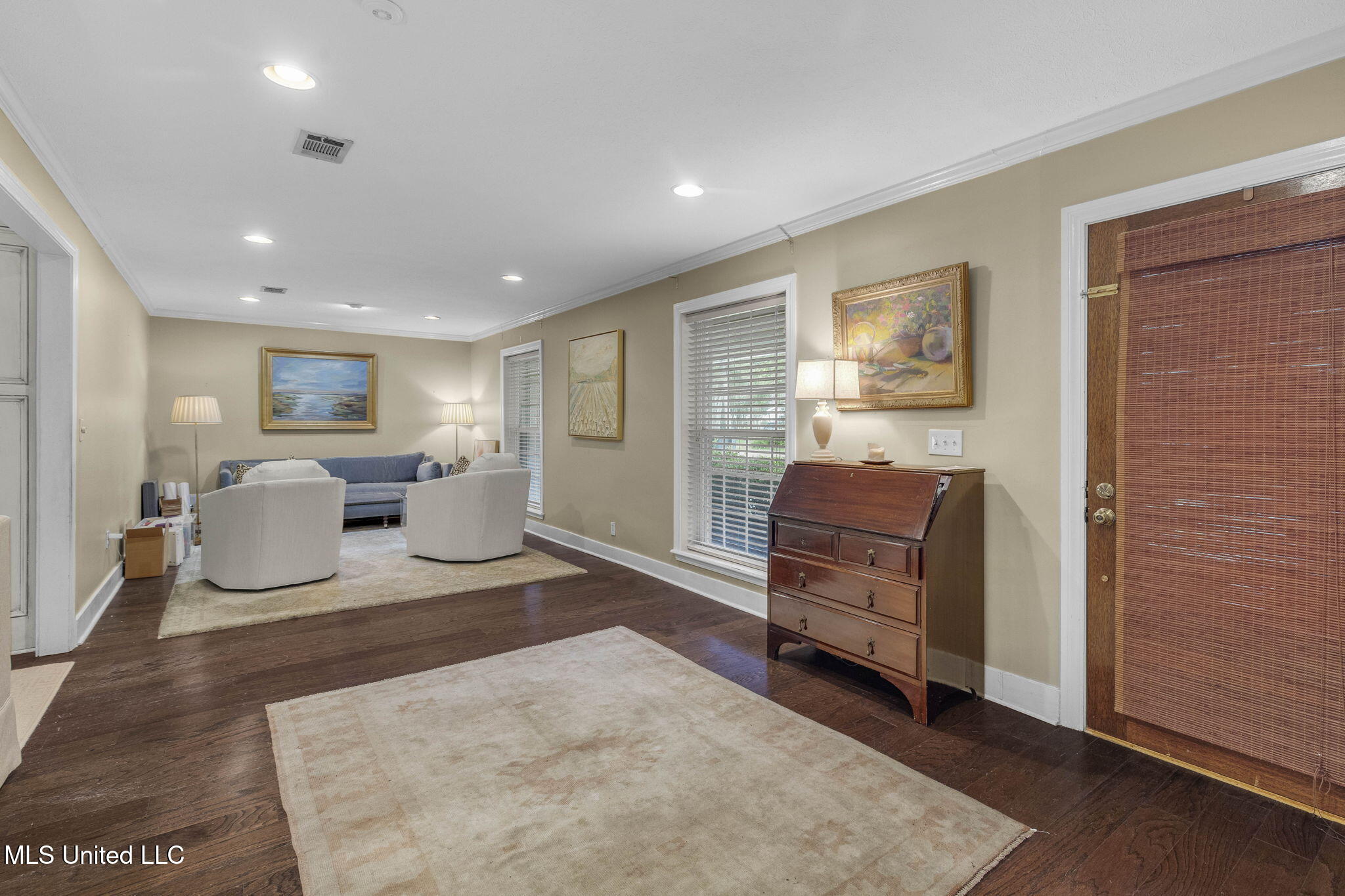 1940 Sheffield Drive Jackson, MS 39211 - Photo 6 of 59 8-web-or-mls-1940 Sheffield-8