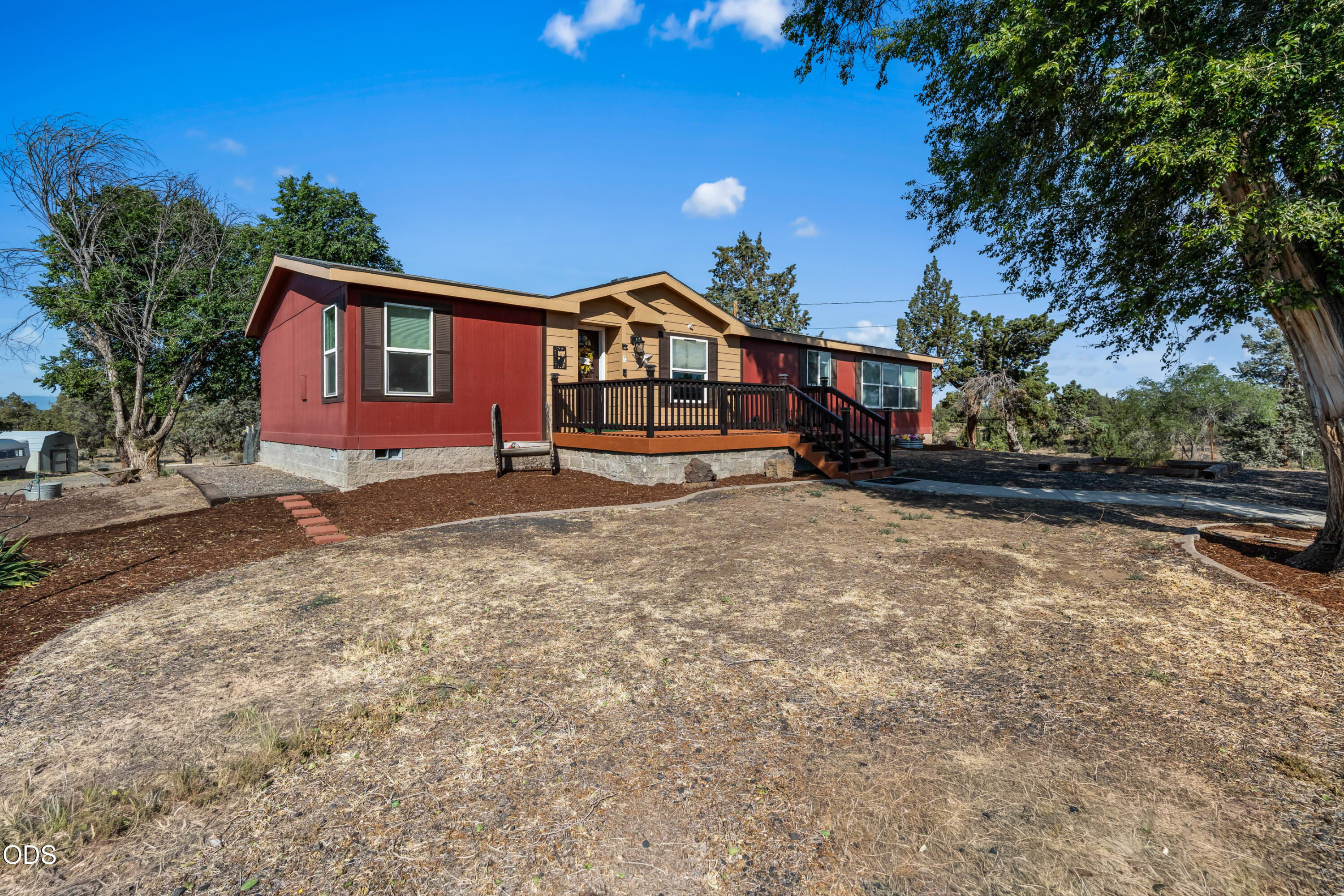 4900 Northwest Homestead Way Redmond, OR 97756 - Photo 27 of 56