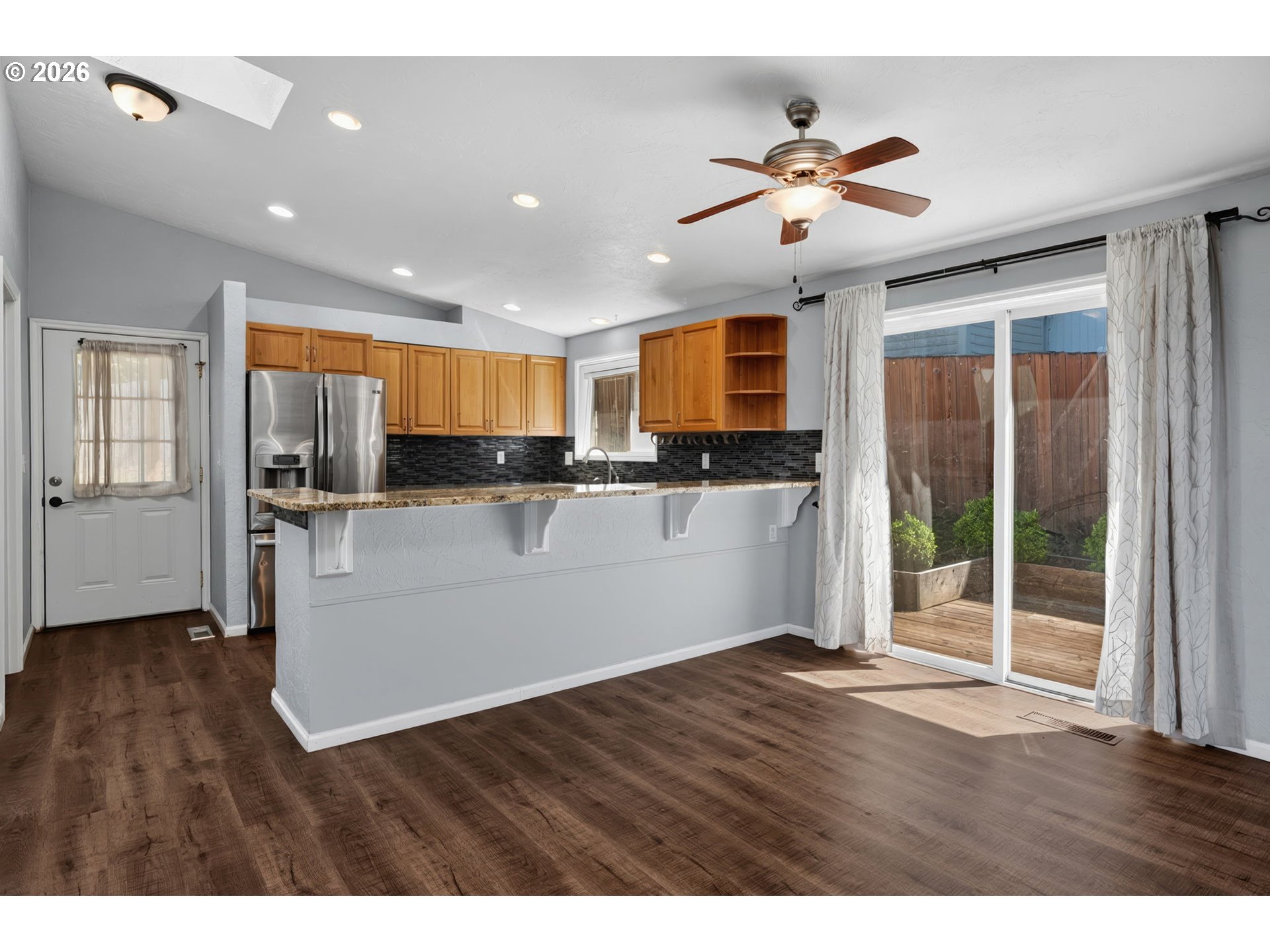 815 South 72nd Street Springfield, OR 97478 - Photo 12 of 40