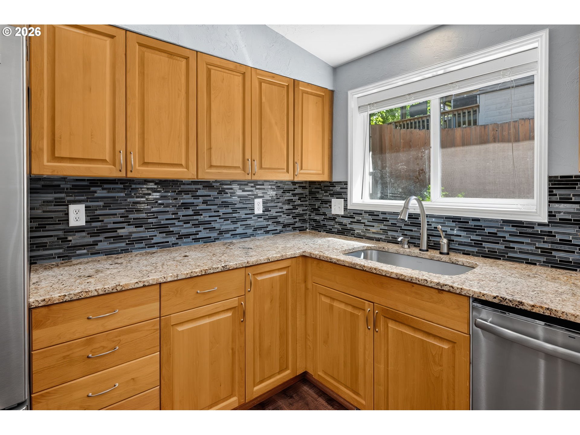 815 South 72nd Street Springfield, OR 97478 - Photo 15 of 40