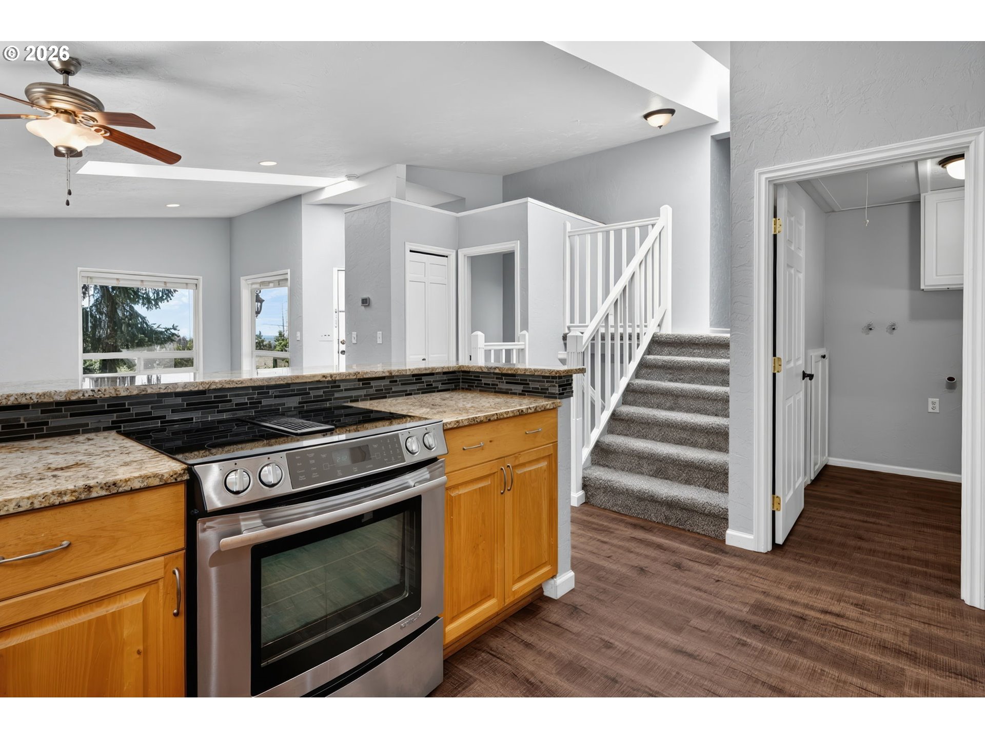 815 South 72nd Street Springfield, OR 97478 - Photo 18 of 40