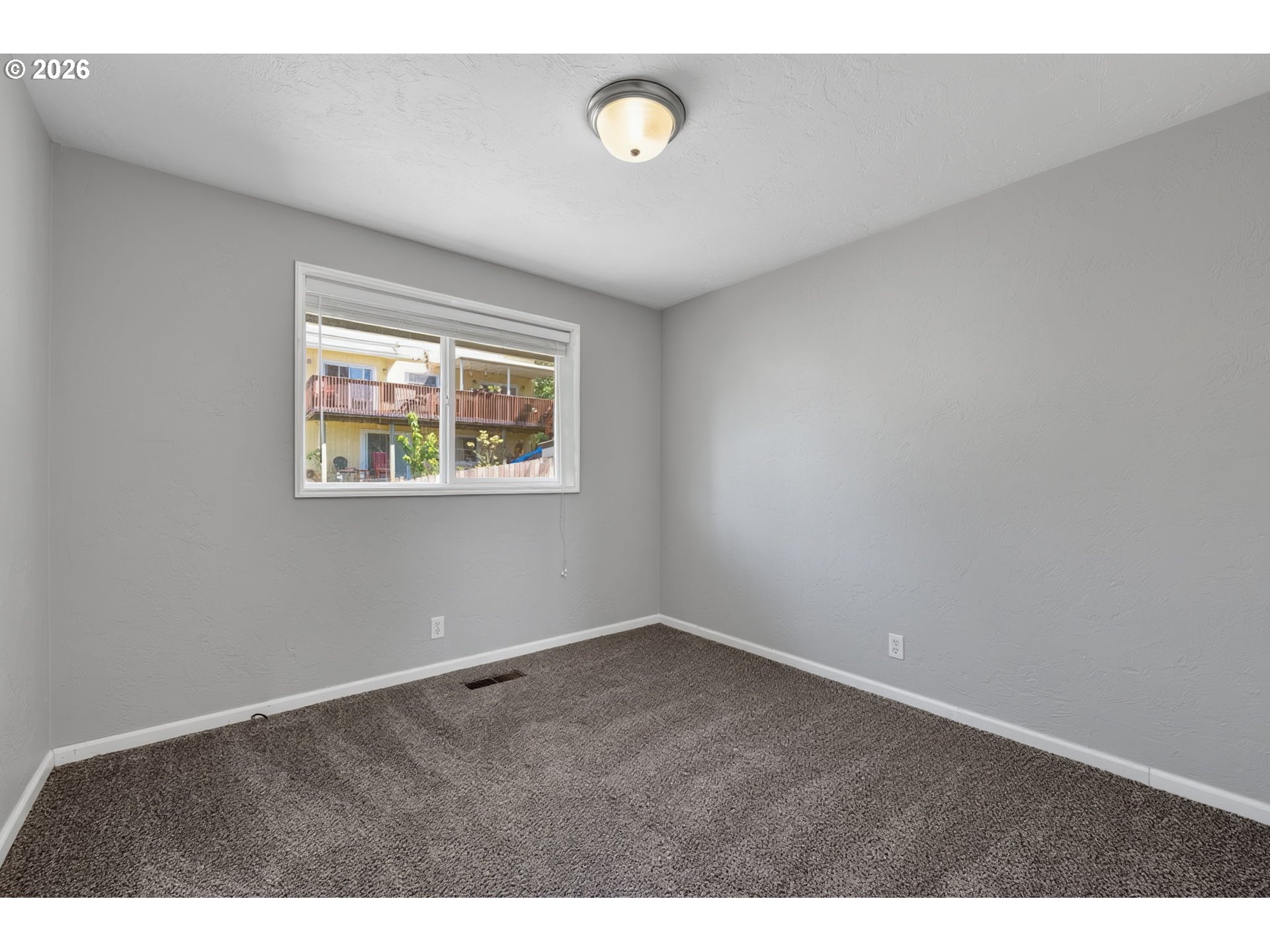 815 South 72nd Street Springfield, OR 97478 - Photo 30 of 40