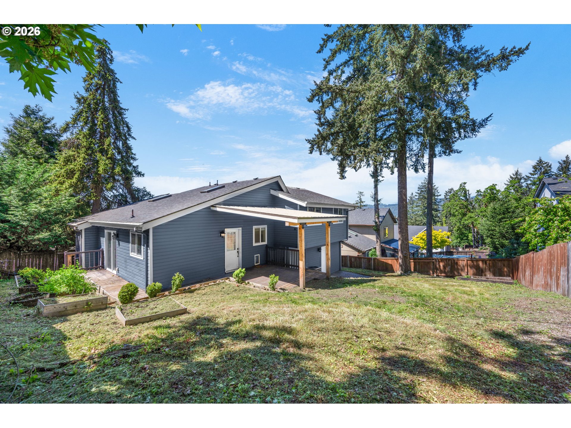 815 South 72nd Street Springfield, OR 97478 - Photo 37 of 40