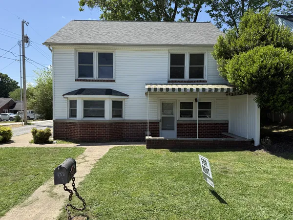 $1,700 | 405 Fleming Street, Columbia, TN 38401