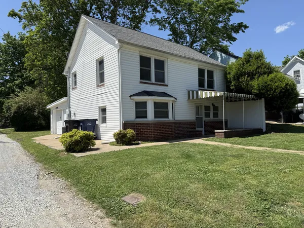 $1,700 | 405 Fleming Street, Columbia, TN 38401
