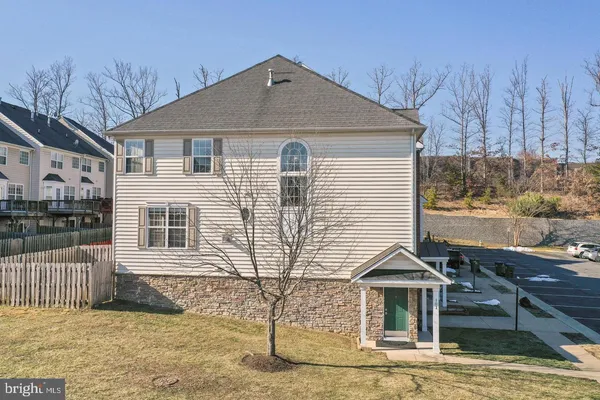 $2,800 | 101 Dolphin Cove, Stafford, VA 22554