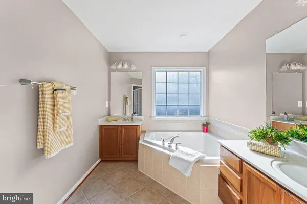 $2,800 | 101 Dolphin Cove, Stafford, VA 22554