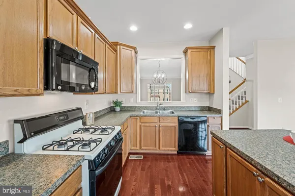$2,800 | 101 Dolphin Cove, Stafford, VA 22554