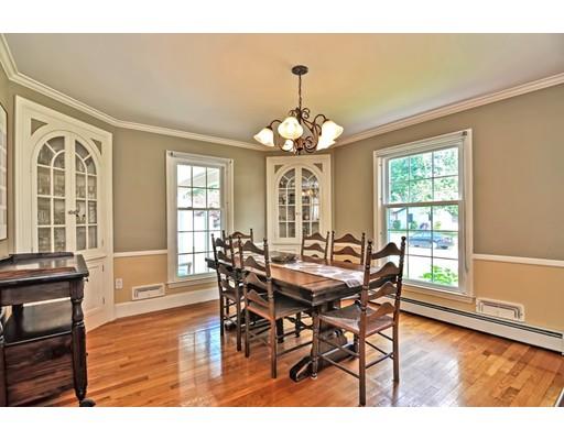 35 Naushon Road Pawtucket, RI 02861 - Photo 7 of 40 Gallery Image 7