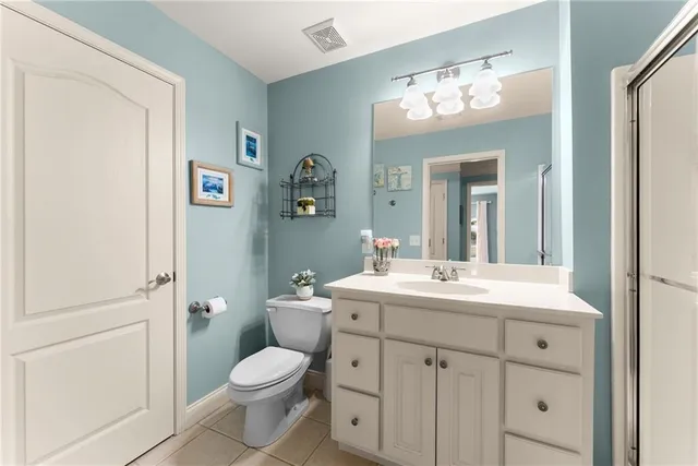 a bed room with a bed and window