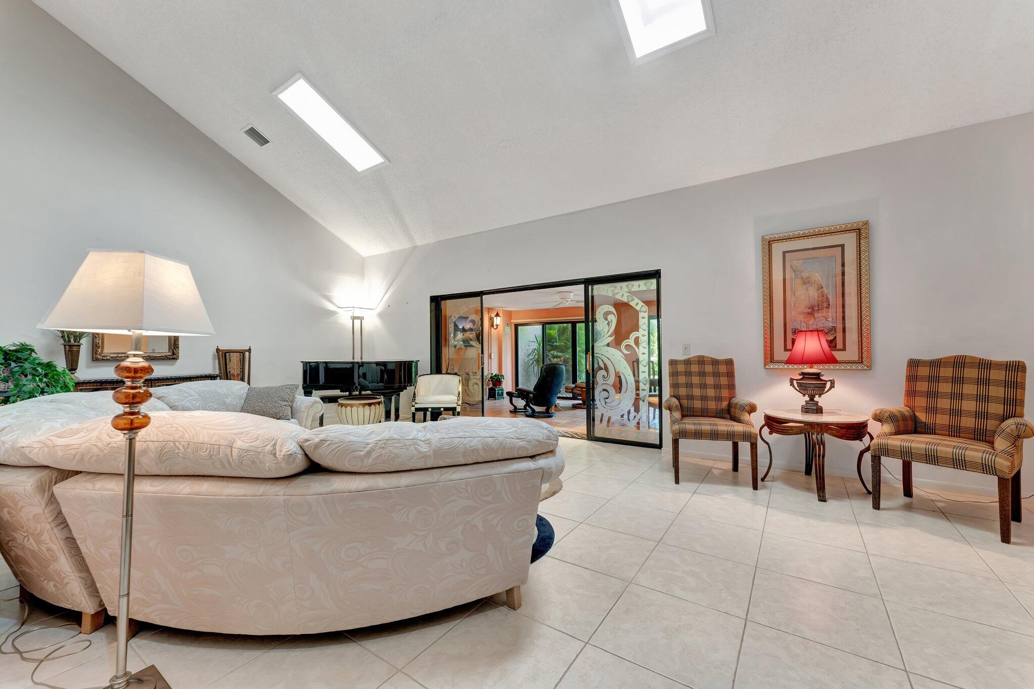 23360 Water Circle Boca Raton, FL 33486 - Photo 18 of 63 24-web-or-mls-DSC04444