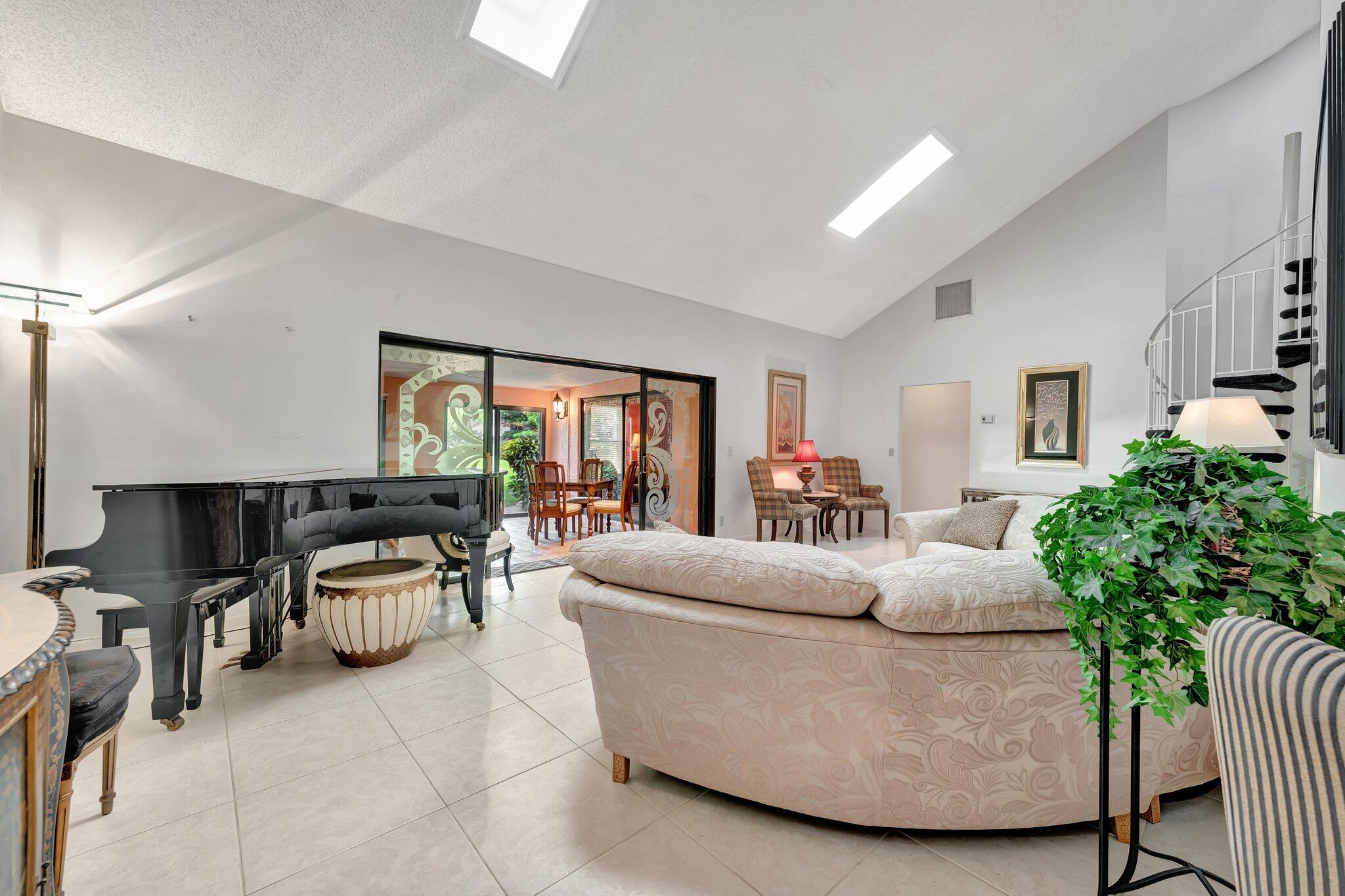 23360 Water Circle Boca Raton, FL 33486 - Photo 19 of 63 22-web-or-mls-DSC04434