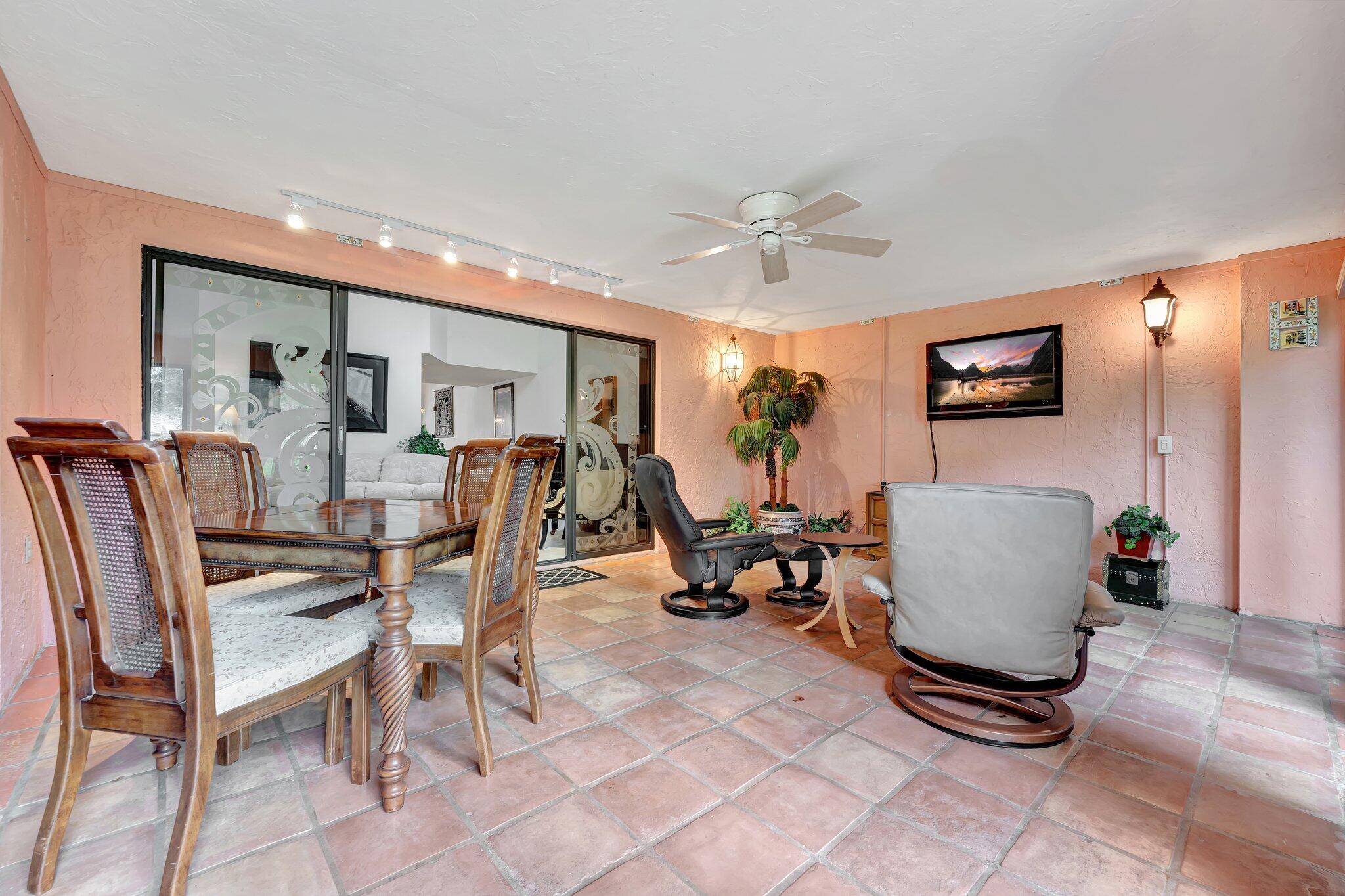 23360 Water Circle Boca Raton, FL 33486 - Photo 22 of 63 13-web-or-mls-DSC04539