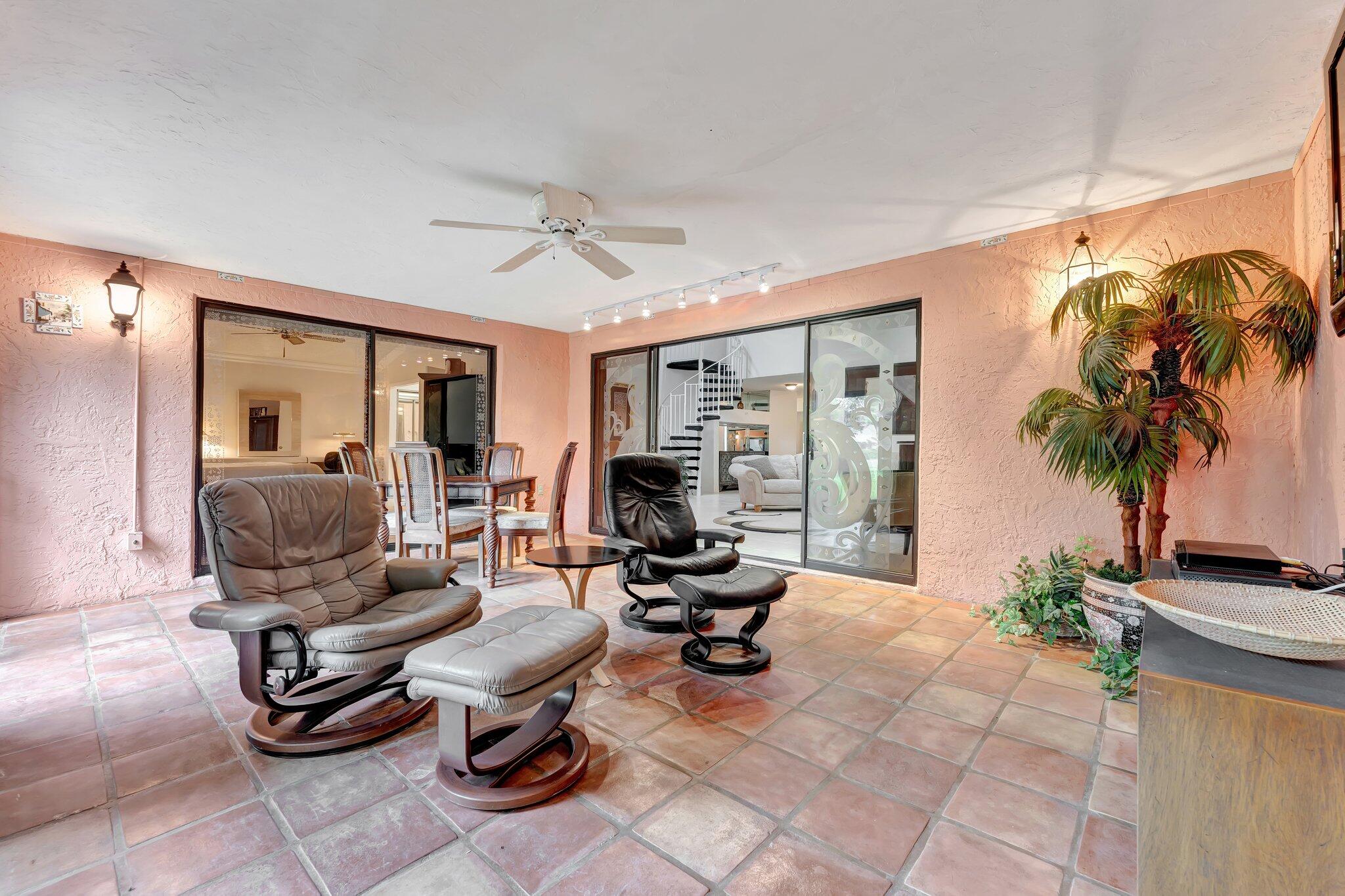 23360 Water Circle Boca Raton, FL 33486 - Photo 23 of 63 10-web-or-mls-DSC04519