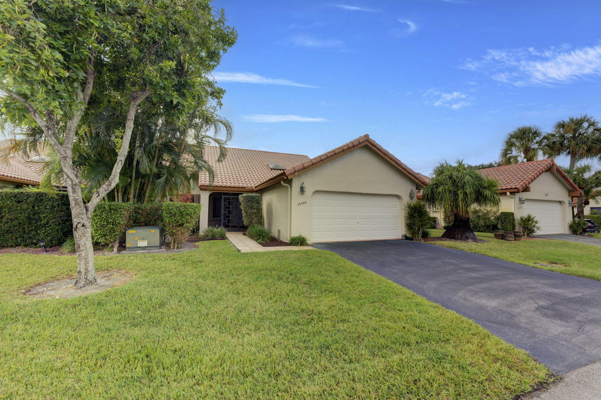 23360 Water Circle Boca Raton, FL 33486 - Photo 4 of 63 2-web-or-mls-DSC04643_4_5_6_7