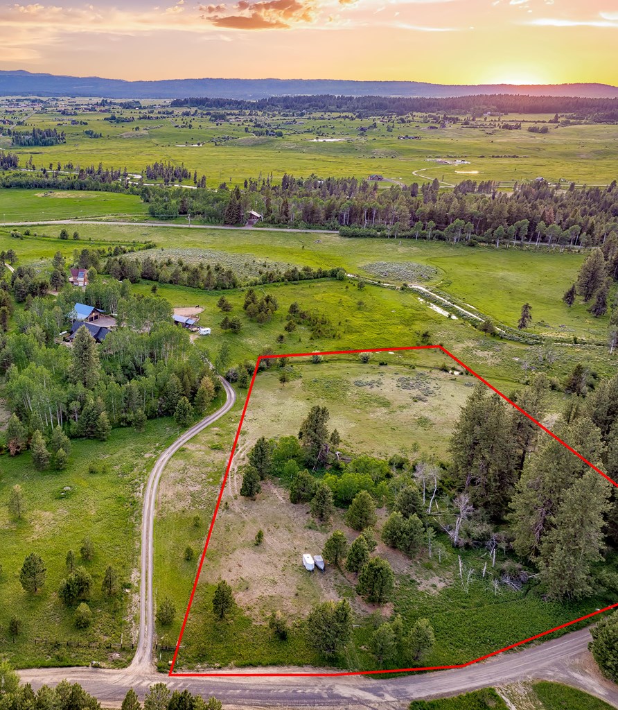 14055 Deerfield Road, Unit 6 McCall, ID 83638 - Photo 6 of 6