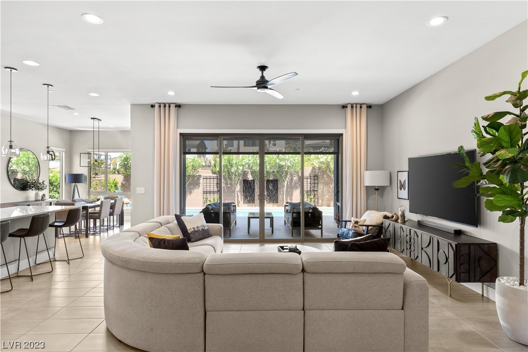 88 Strada Caruso Henderson, NV 89011 - Photo 15 of 45