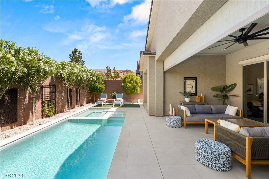 88 Strada Caruso Henderson, NV 89011 - Photo 38 of 45